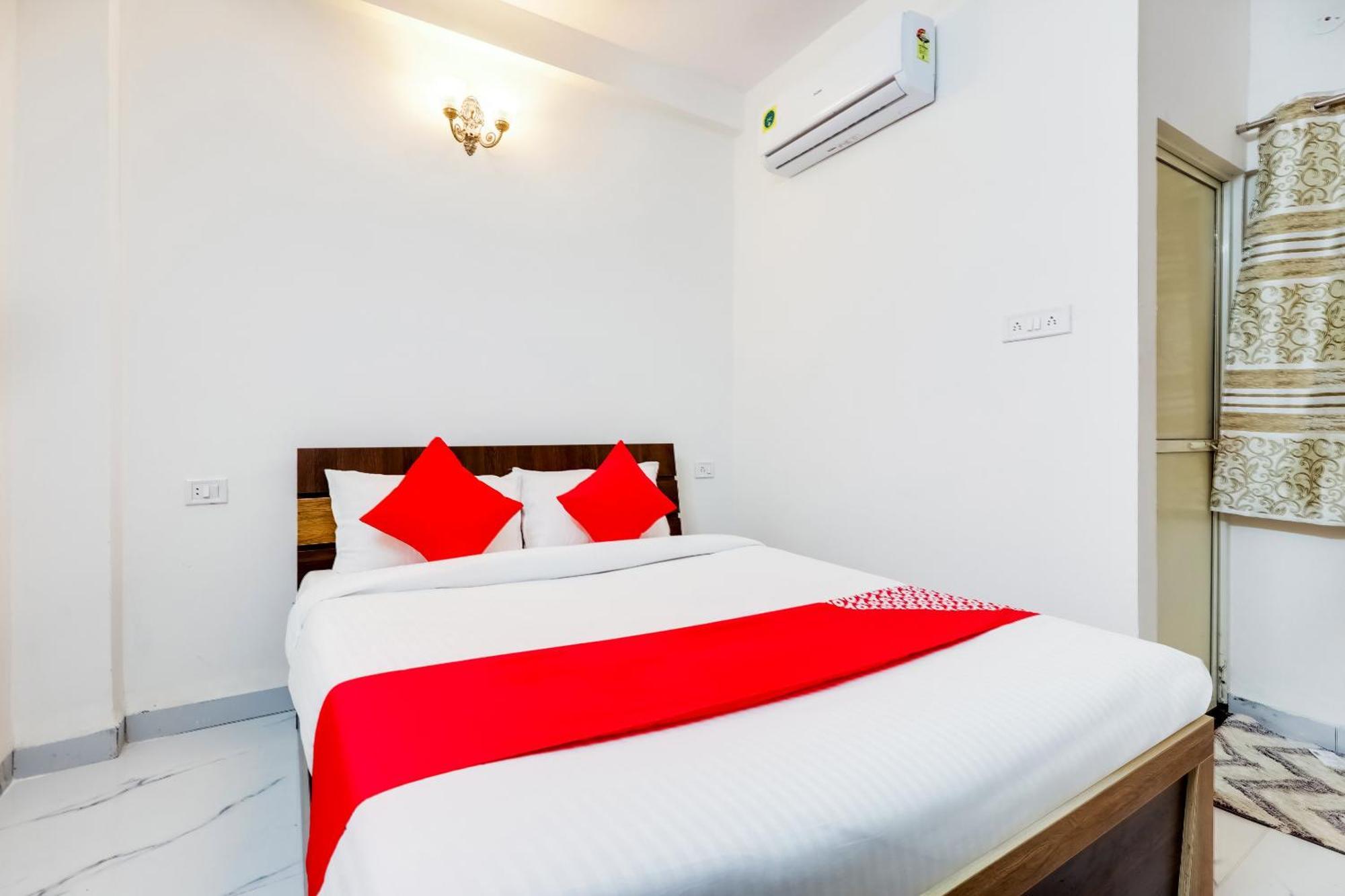 Hotel O Expression Индор Екстериор снимка